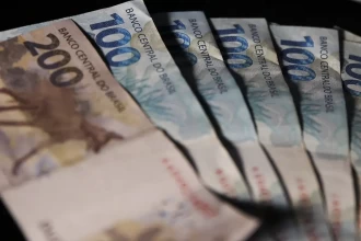 Entidades do setor produtivo e sindicatos criticam aumento de juros