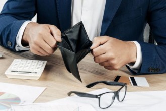 Mato Grosso tem 43,8% da população inadimplente; dívidas somam R$ 6,26 bilhões