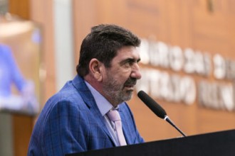 Projeto prevê uso de inteligência artificial para prevenir suicídios