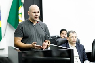 Prefeito defende soluções para Zonas de Interesse Ambiental na Câmara