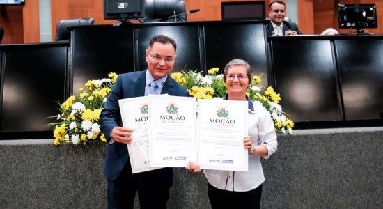 ALMT celebra 130 anos das Filhas de Maria Auxiliadora em MT e lança livro sobre a Paróquia São Gonçalo