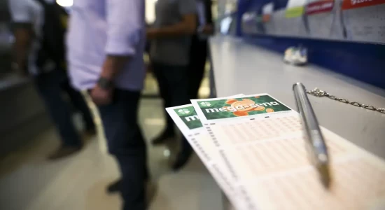 Ninguém acerta a Mega-Sena e prêmio está acumulado em R$ 68 milhões