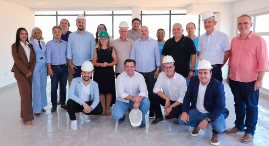 Prefeita Flávia Moretti se reúne com empresários que desejam se instalar no Parque Tecnológico em Várzea Grande