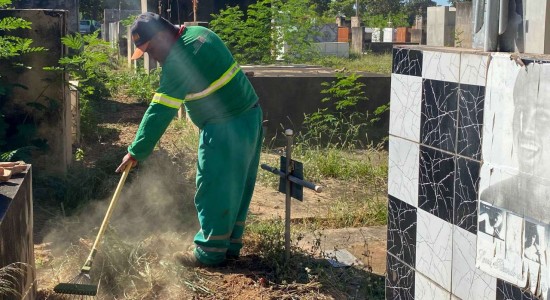 Prefeitura intensifica ações de limpeza e manutenção nos cemitérios de Várzea Grande