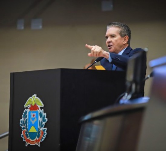 Governo acolhe proposta do TCE e limita descontos a 35% nos consignados
