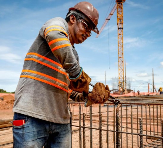 Mato Grosso gerou mais de 30,2 mil novos empregos no primeiro quadrimestre de 2025, aponta Caged