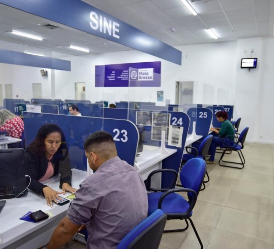 Sine Estadual disponibiliza mais de 2,5 mil vagas de trabalho nesta semana