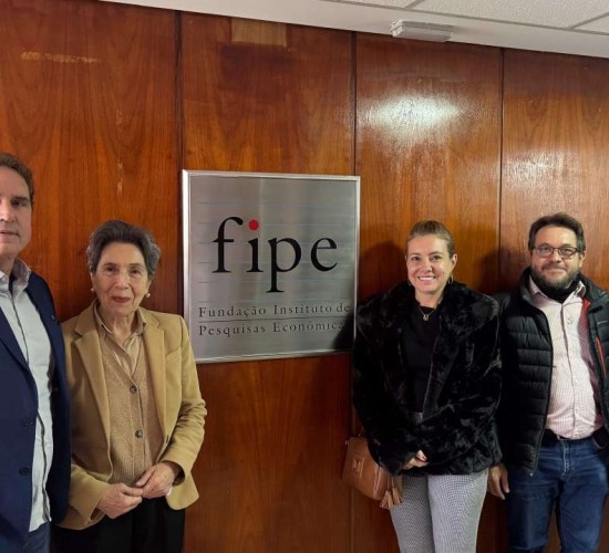 Flávia e Tião se reúnem com a Fipe e dão início prático ao estudo de viabilidade