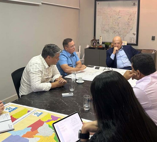 Deputado Eduardo Botelho articula R$ 2 milhões para reforma do prédio que abrigará a Câmara Municipal de VG