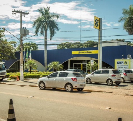 Governo de MT paga salário e primeira parcela do 13º de servidores efetivos nesta quarta-feira (30)
