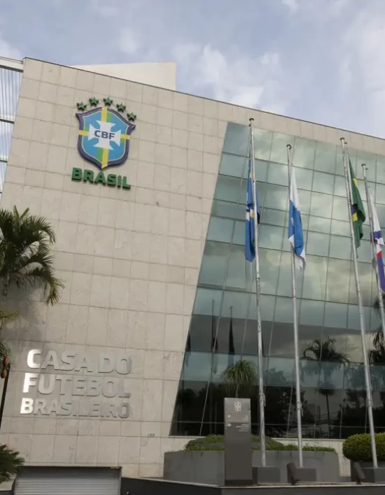 CBF anuncia que jogos do Brasileirão retornam no dia 1º de junho