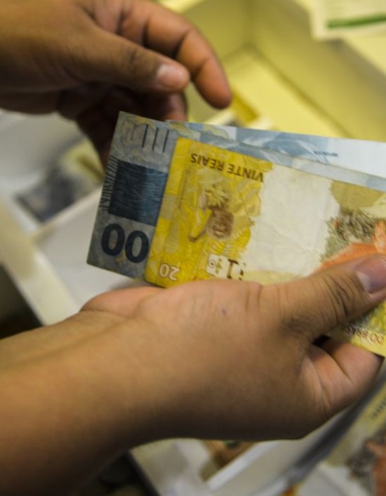 Governo propõe salário mínimo de R$ 1.630 em 2026