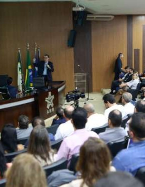 Bancada federal reúne com prefeitos de MT para discutir parcelamento de dívidas previdenciárias