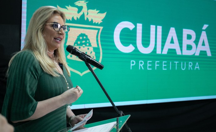 Primeira-dama Márcia Pinheiro cita relevância da Secretaria da Mulher no combate à violência