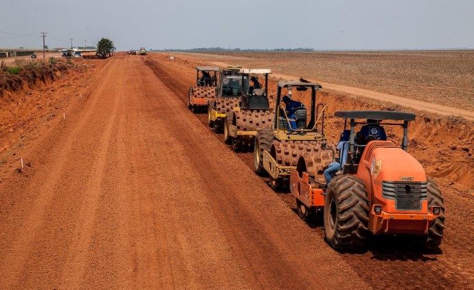 Governo licita obras para asfaltar mais 97 km de rodovias em Mato Grosso