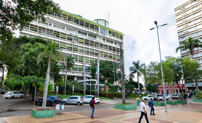 Câmara aprova projeto do Executivo que acaba com a taxa do lixo