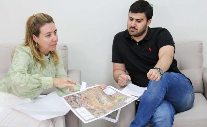 Prefeita recebe deputado federal Emanuelzinho e pede apoio para destravar recursos