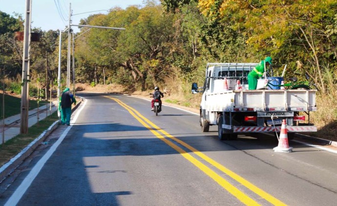 Avenida São Gonçalo recebe melhorias em infraestrutura e iluminação pública