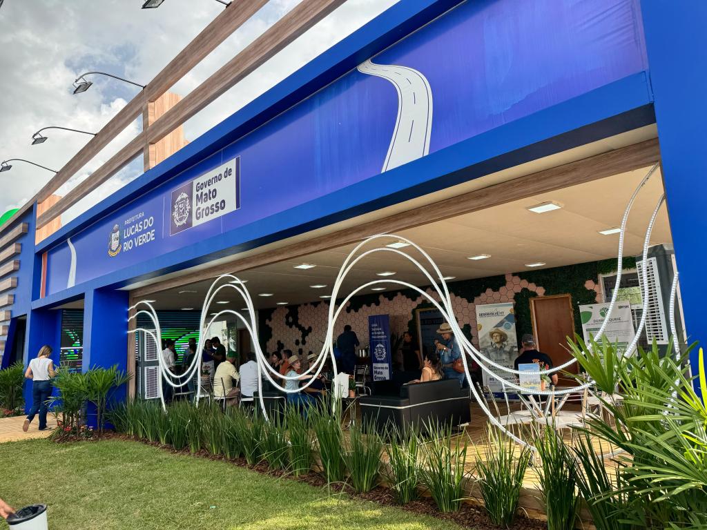 Desenvolve MT leva informações sobre linhas de crédito para pequenos produtores durante Show Safra