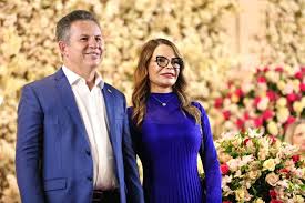 Governador afirma que esposa está preparada para disputar eleição em 2026