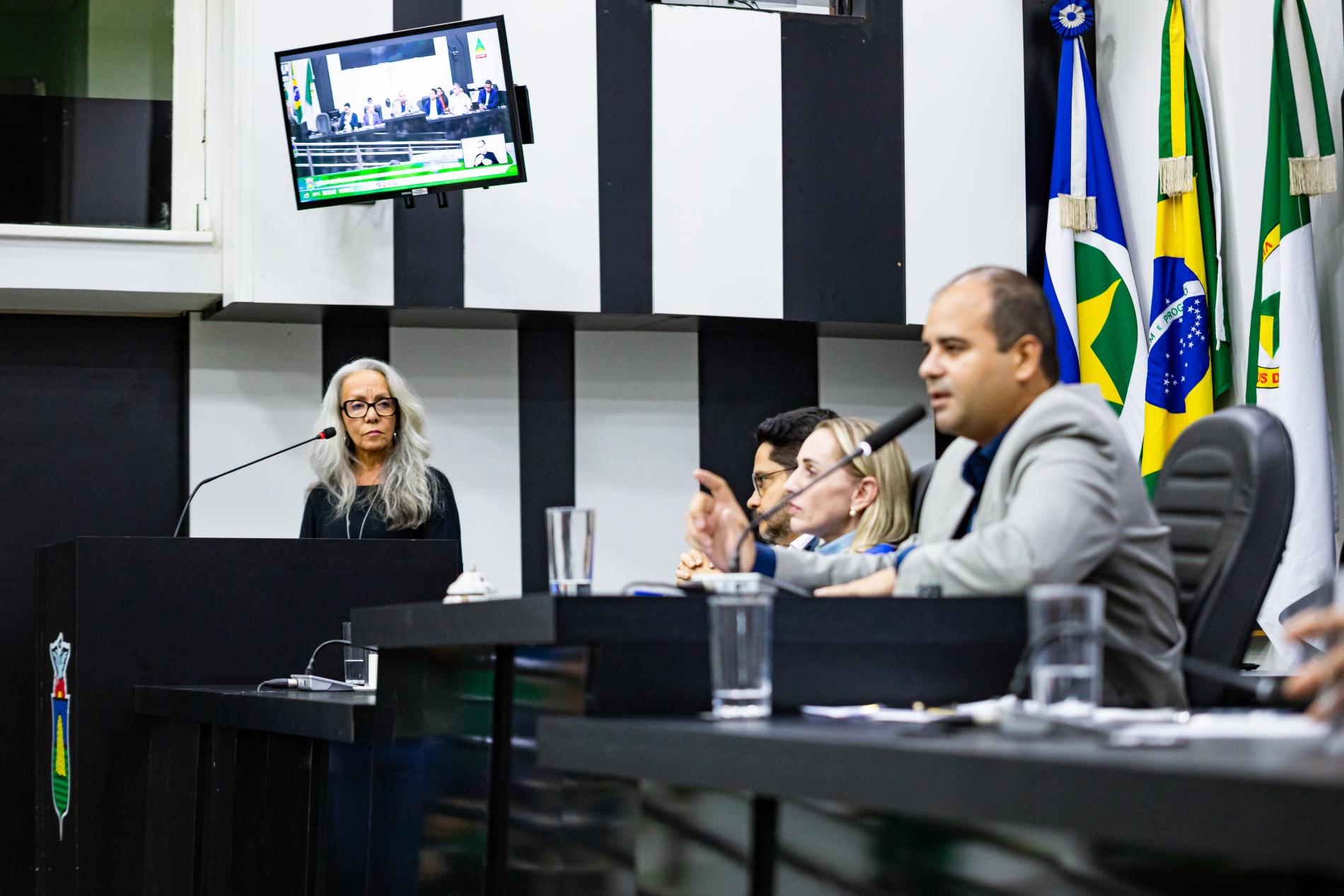 Secretária enaltece trabalho e reforça compromisso com agentes de saúde