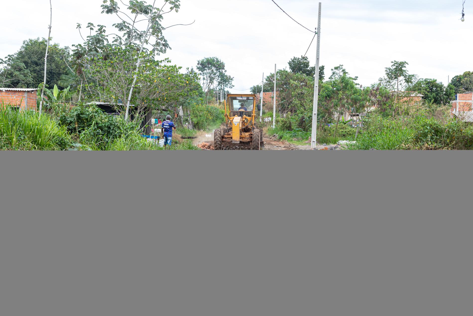 Prefeitura de Cuiabá inicia serviço de patrolamento e ultrapassa 350 km de vias recuperadas