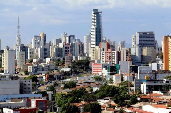 Cuiabá e mais de 50 cidades têm queda de até 20 graus na temperatura; umidade sobe a 80%